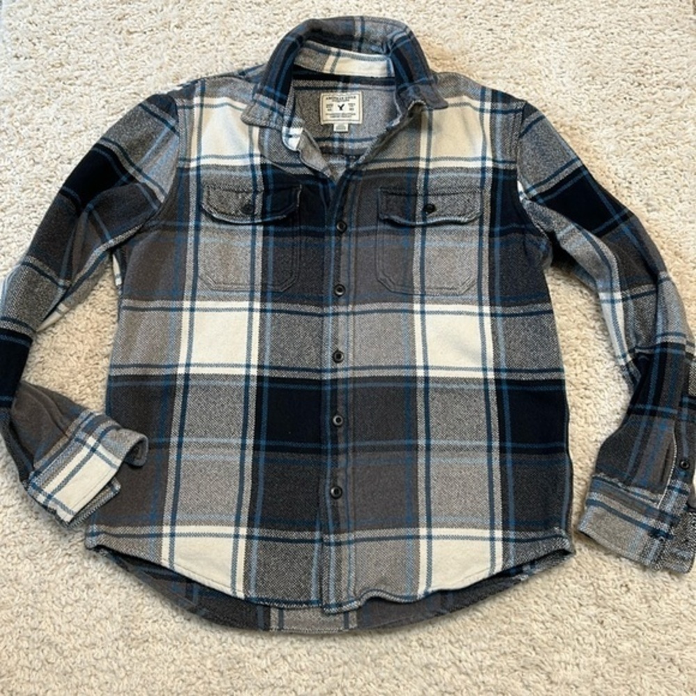 AEO L Shacket or heavyweight flannel in great preloved condition